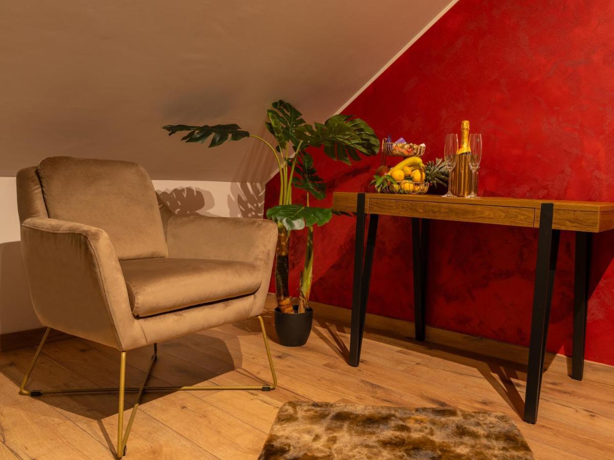 Aparthotel Boutique 17B Sibiu Esterno foto